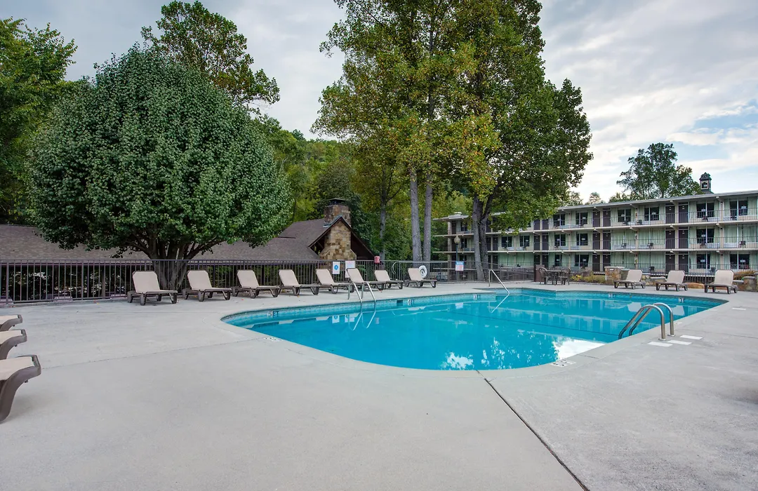 Glenstone Lodge-1